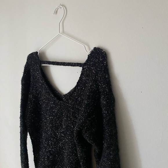 Guess Black Speckled Knit Cut Out Sweater - Picture 2 of 10